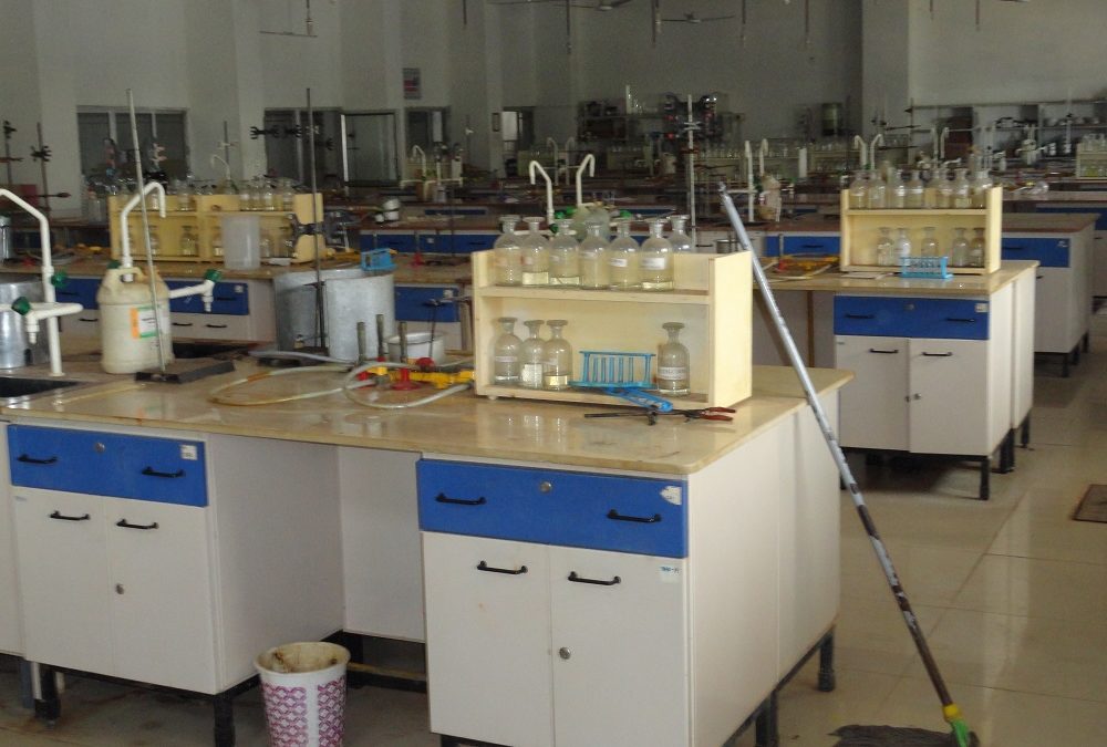 laboratory island bench manufacturers